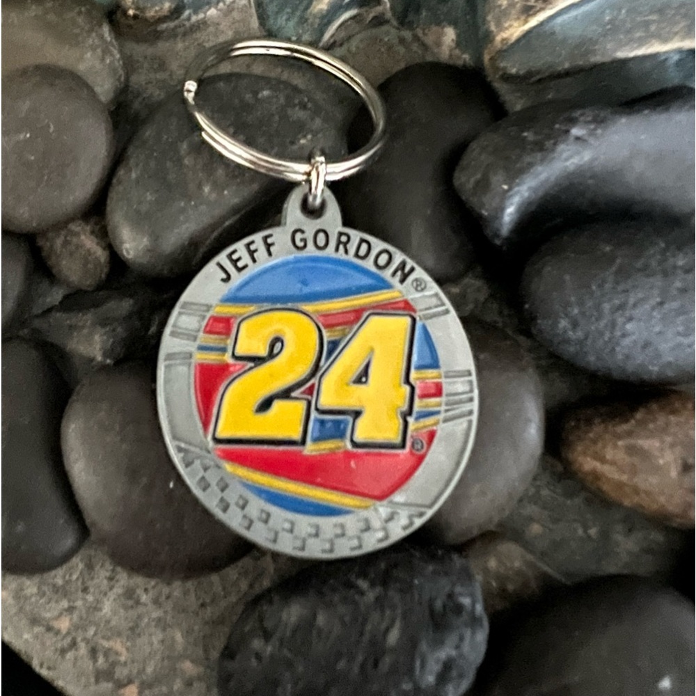 Jeff Gordon number 24 NASCAR keychain. Engraved signature on the back. 2…